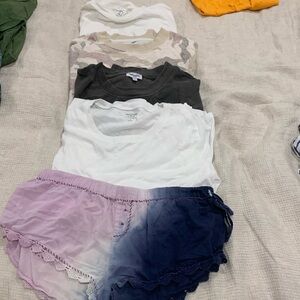 Various shirt lot x 4 plus Free people small pj bottoms-NFS
Do not buy